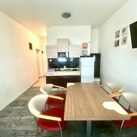 Studio Pula Apartment Екстериор снимка