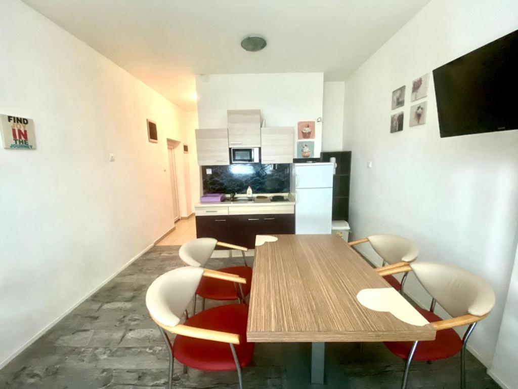 Studio Pula Apartment Екстериор снимка